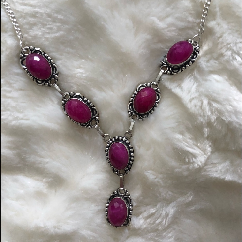 Necklace silver and authentic stone brand new 20 inches unique colour